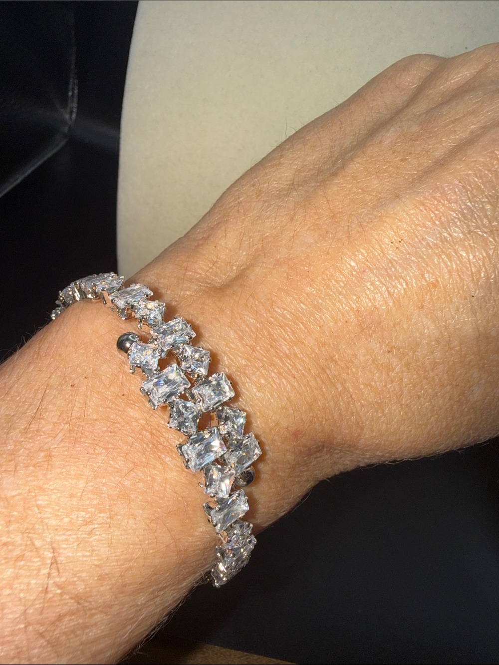 Beautiful adjustable Classic Silver Cubic Zirconia Tennis Bracelet - Silver